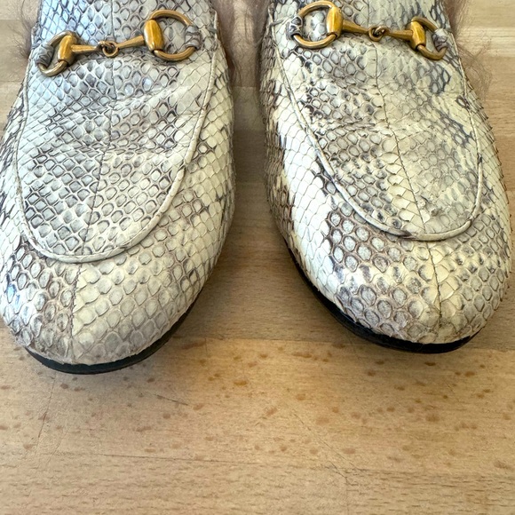 Gucci snakeskin slides with fur trim size 39 women’s - Picture 4 of 5